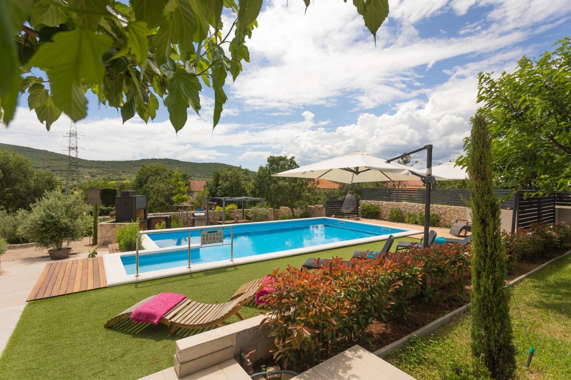 Toni Villa Sibenik